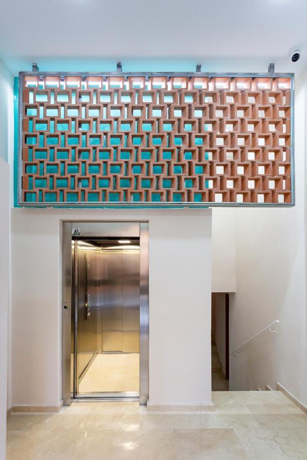 8 Lacus L’Hospitalet de Llobregat Exterior foto